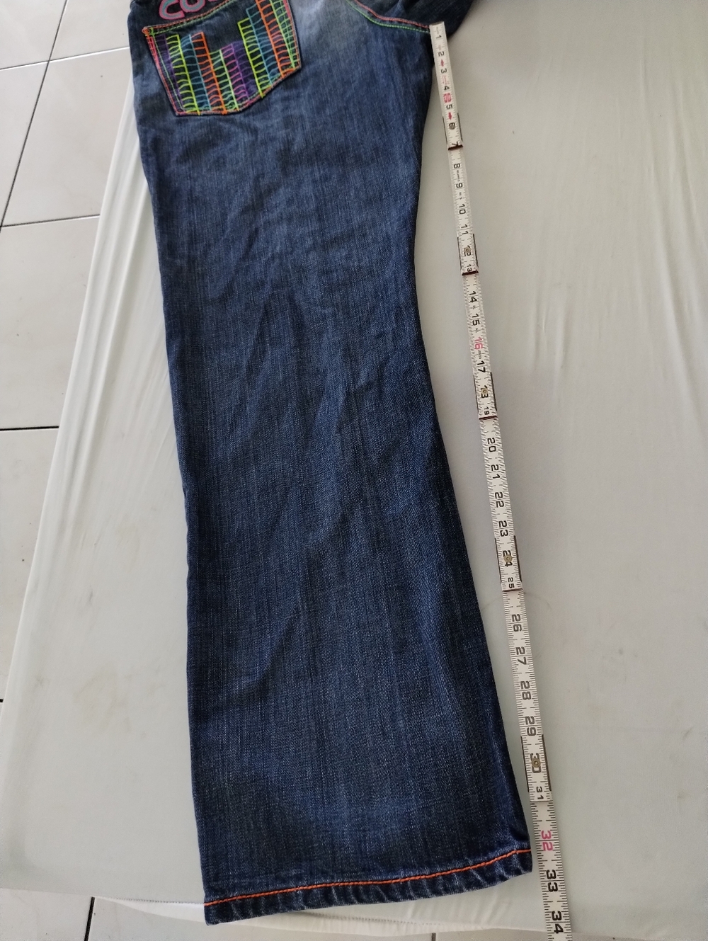 Coogi Men's Pants Y2K Spellout Denim Distressed Embroidered Size 34x 33 - Picture 6 of 14
